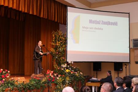 Predsednik Republike Slovenije Borut Pahor na prireditvi ob mednarodnem dnevu maternega jezika na Razkrižju 73